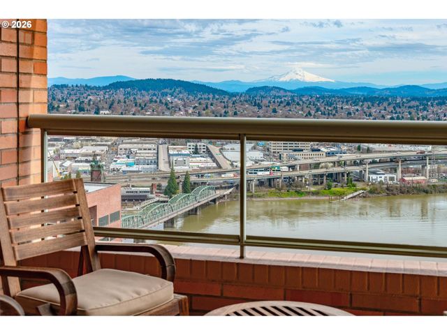 1414 Sw 3RD Ave 2402, Portland, OR 97201