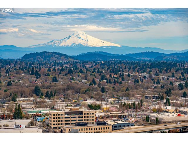 1414 Sw 3RD Ave 2402, Portland, OR 97201