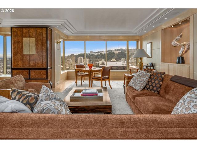 1414 Sw 3RD Ave 2402, Portland, OR 97201