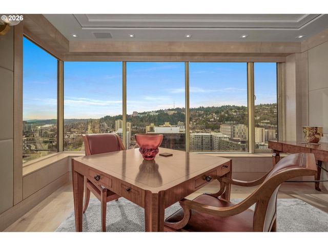 1414 Sw 3RD Ave 2402, Portland, OR 97201