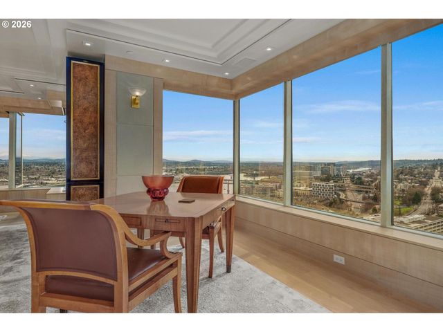 1414 Sw 3RD Ave 2402, Portland, OR 97201