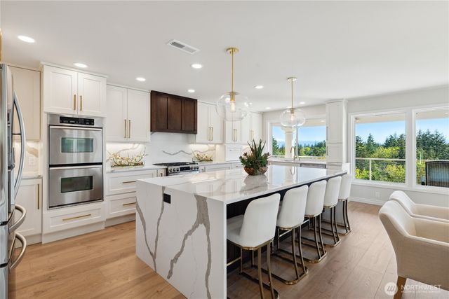 7001 Palm Lane, Anacortes, WA 98221