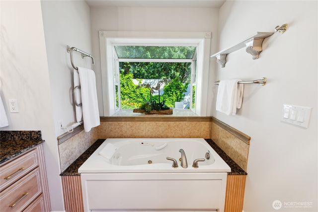 7001 Palm Lane, Anacortes, WA 98221