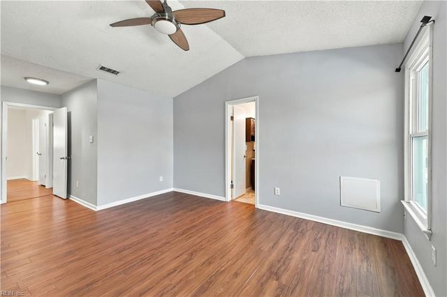 1877 Scarlotti CT, Virginia Beach, VA 23454