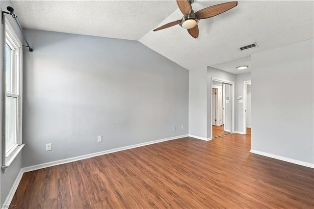 1877 Scarlotti CT, Virginia Beach, VA 23454