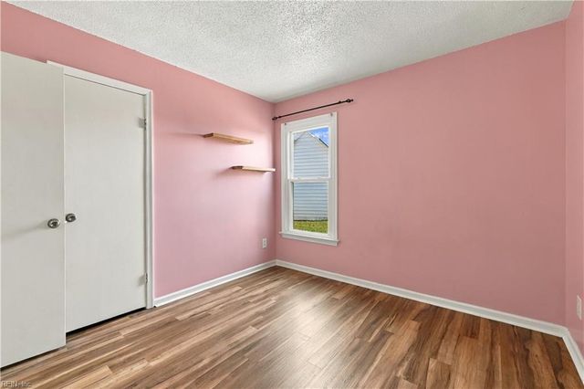 1877 Scarlotti CT, Virginia Beach, VA 23454