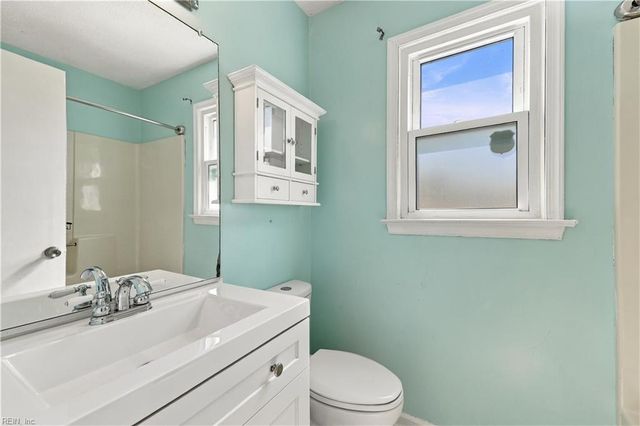 1877 Scarlotti CT, Virginia Beach, VA 23454