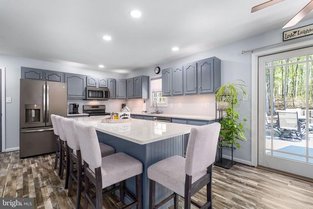 140 WHITAKER AVE, North East, MD 21901