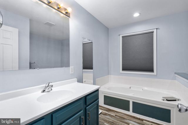 140 WHITAKER AVE, North East, MD 21901