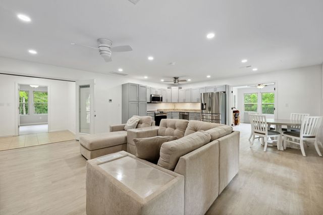 1840 Lick Creek Rd, Hartsville, TN 37074