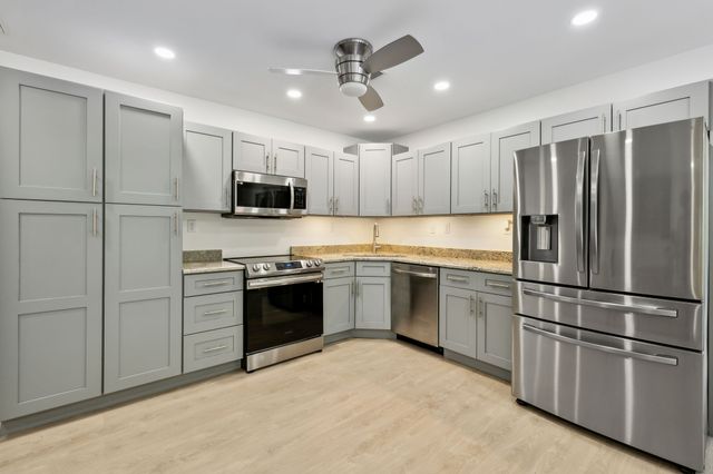 1840 Lick Creek Rd, Hartsville, TN 37074