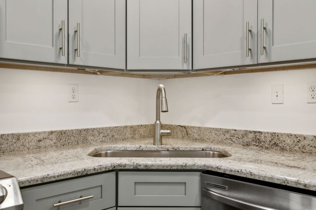 1840 Lick Creek Rd, Hartsville, TN 37074