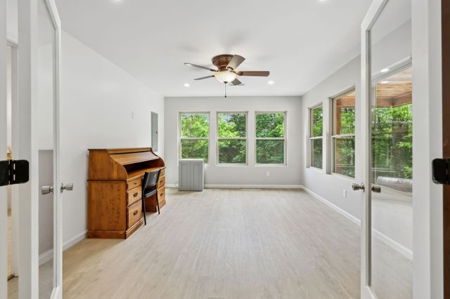 1840 Lick Creek Rd, Hartsville, TN 37074