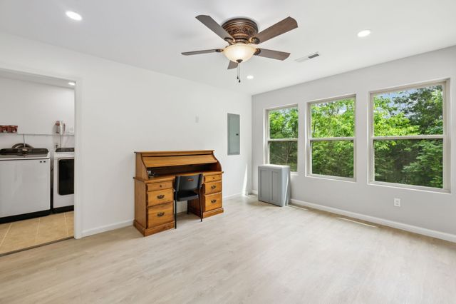 1840 Lick Creek Rd, Hartsville, TN 37074