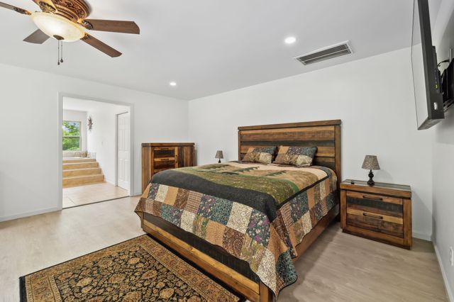 1840 Lick Creek Rd, Hartsville, TN 37074