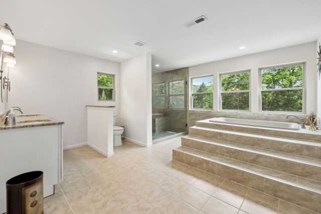 1840 Lick Creek Rd, Hartsville, TN 37074