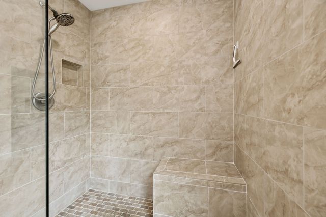 1840 Lick Creek Rd, Hartsville, TN 37074