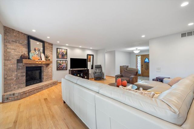 959 TOWER RIDGE HOLLOW, Council Bluffs, IA 51503