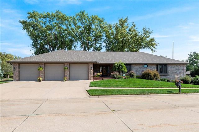 959 TOWER RIDGE HOLLOW, Council Bluffs, IA 51503
