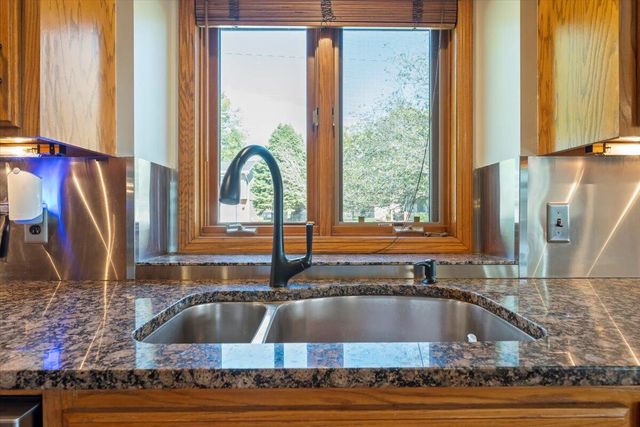 959 TOWER RIDGE HOLLOW, Council Bluffs, IA 51503