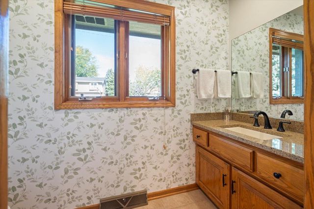 959 TOWER RIDGE HOLLOW, Council Bluffs, IA 51503