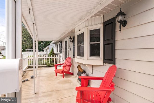 19 DUNMORE AVE, Ewing, NJ 08618