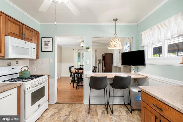 19 DUNMORE AVE, Ewing, NJ 08618
