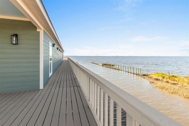 141 Sandpiper Lane, Lake Charles, LA 70607