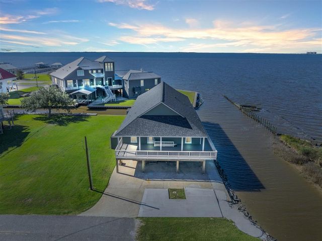 141 Sandpiper Lane, Lake Charles, LA 70607