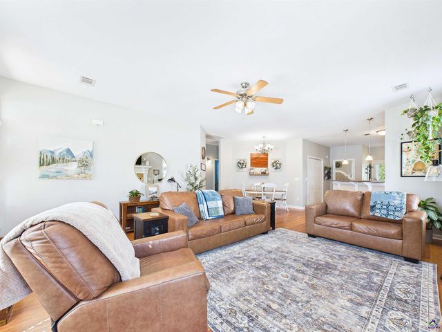 216 Charlestown Way, Bonaire, GA 31005