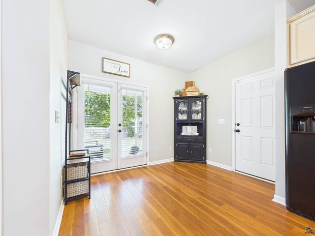 216 Charlestown Way, Bonaire, GA 31005