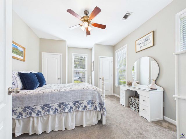 216 Charlestown Way, Bonaire, GA 31005