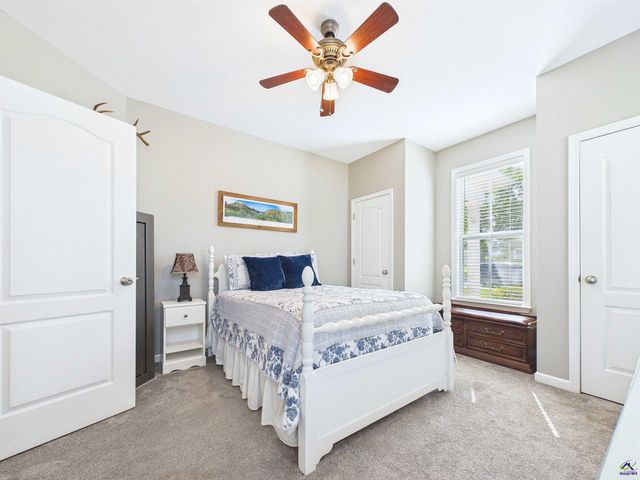 216 Charlestown Way, Bonaire, GA 31005