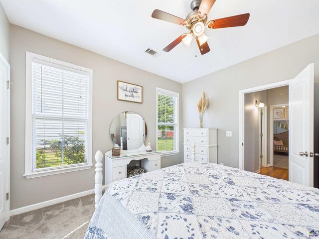 216 Charlestown Way, Bonaire, GA 31005