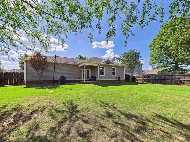 216 Charlestown Way, Bonaire, GA 31005