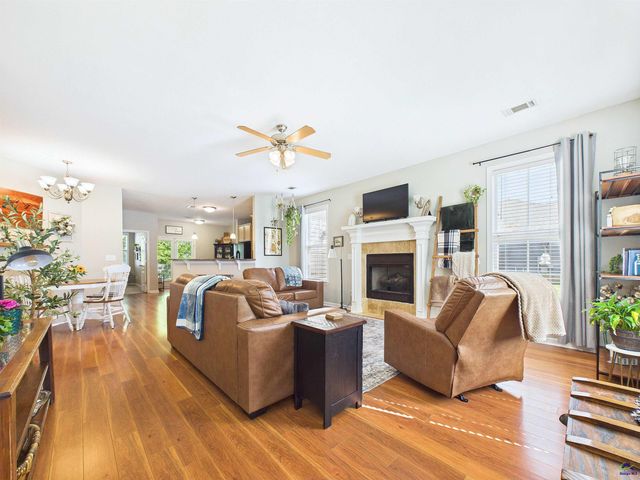 216 Charlestown Way, Bonaire, GA 31005