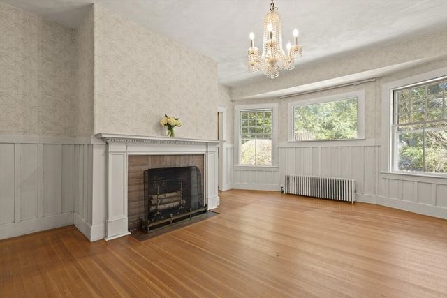 41 Pine Grove Ave, Sharon, MA 02067