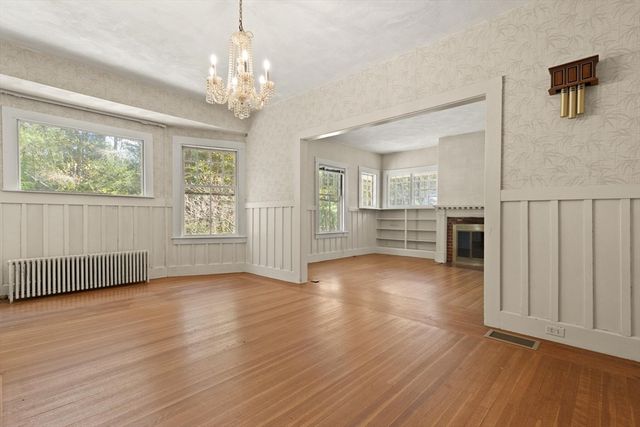 41 Pine Grove Ave, Sharon, MA 02067