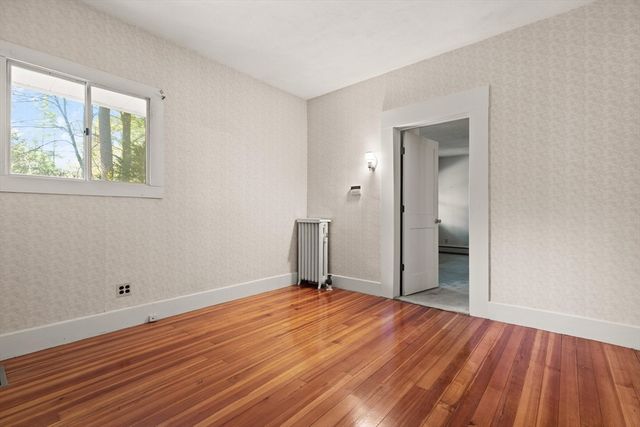 41 Pine Grove Ave, Sharon, MA 02067