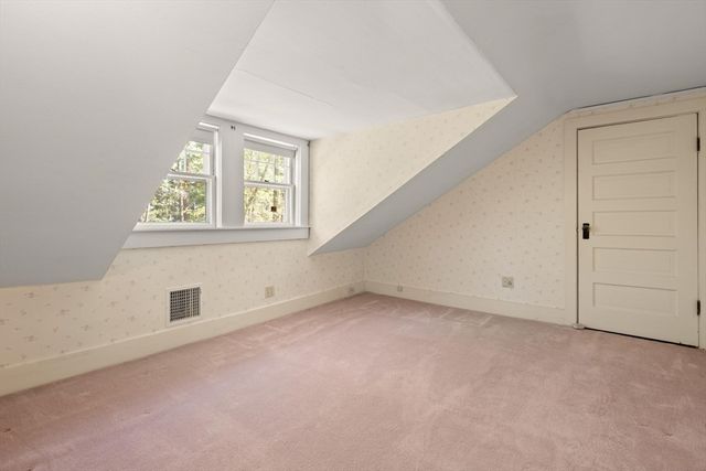 41 Pine Grove Ave, Sharon, MA 02067