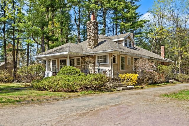 41 Pine Grove Ave, Sharon, MA 02067