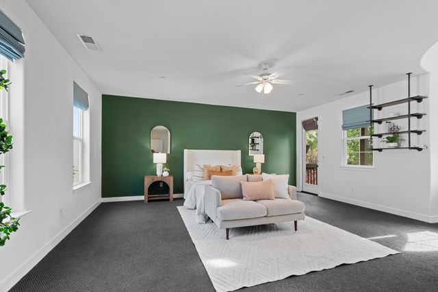3073 Crocker Dr, Sacramento, CA 95818