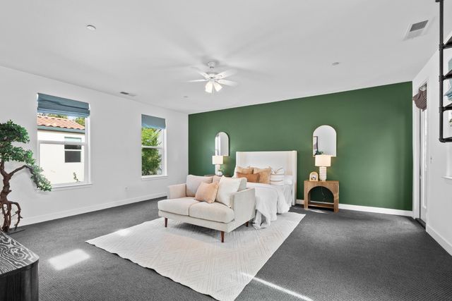 3073 Crocker Dr, Sacramento, CA 95818