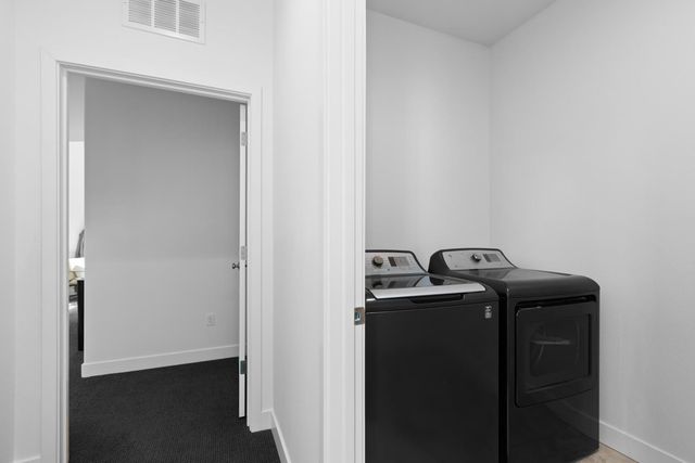 3073 Crocker Dr, Sacramento, CA 95818