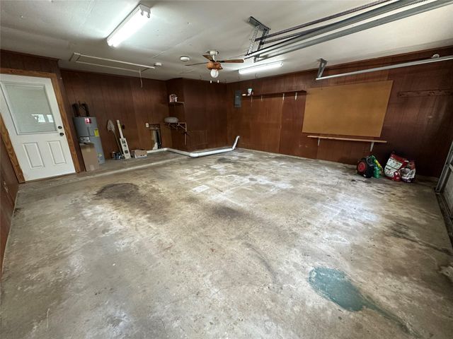 113 Carriage Lane, Silsbee, TX 77656