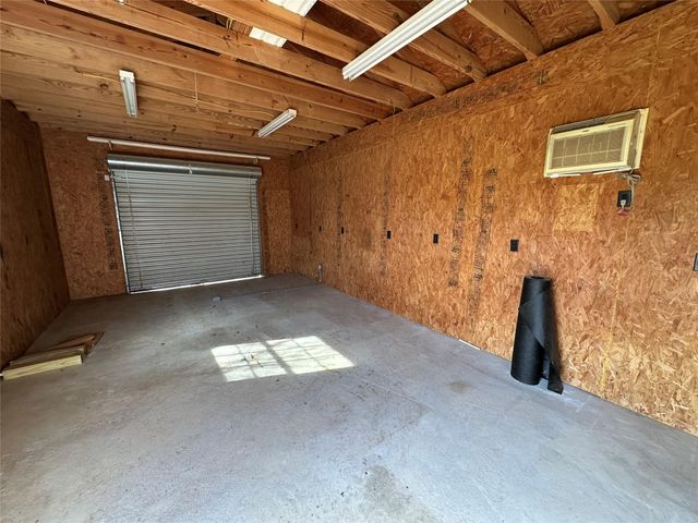 113 Carriage Lane, Silsbee, TX 77656