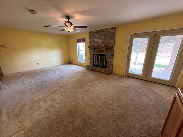 113 Carriage Lane, Silsbee, TX 77656