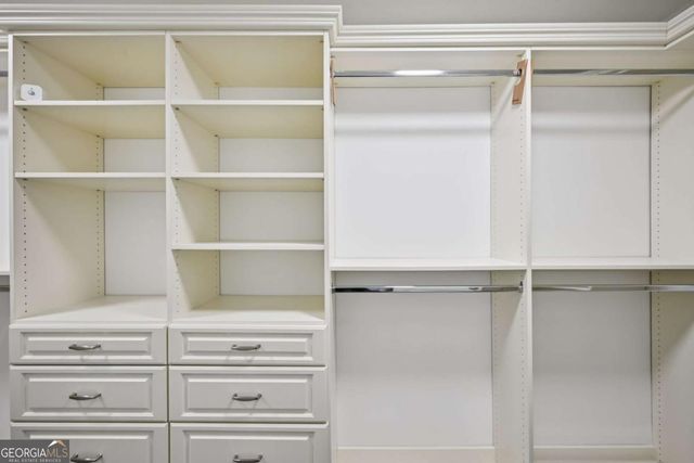 1851 Primrose Park Road, Sugar Hill, GA 30518