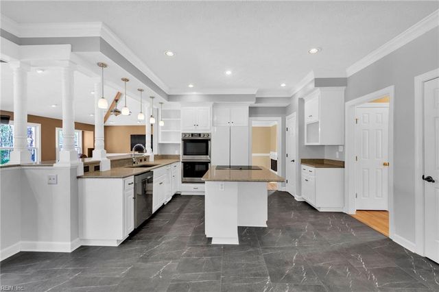 111 Manassas LOOP, Yorktown, VA 23693