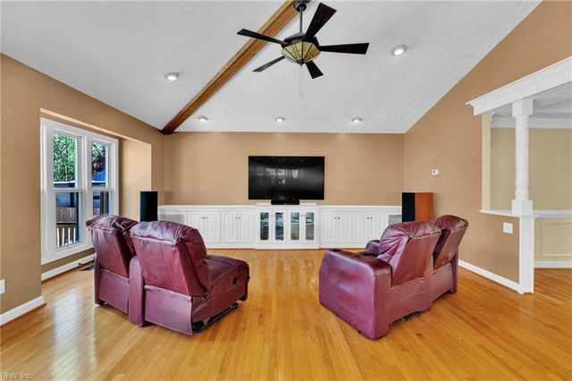 111 Manassas LOOP, Yorktown, VA 23693